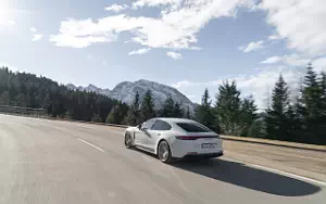 Cars wallpapers Porsche Panamera Turbo S E-Hybrid (Carrara White Metallic) - 2020