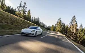 Cars wallpapers Porsche Panamera Turbo S E-Hybrid (Carrara White Metallic) - 2020