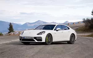 Cars wallpapers Porsche Panamera Turbo S E-Hybrid (Carrara White Metallic) - 2020