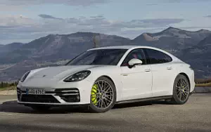 Cars wallpapers Porsche Panamera Turbo S E-Hybrid (Carrara White Metallic) - 2020