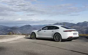 Cars wallpapers Porsche Panamera Turbo S E-Hybrid (Carrara White Metallic) - 2020