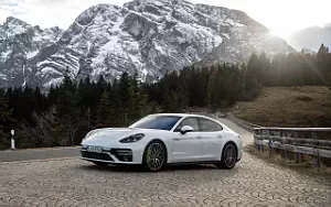 Cars wallpapers Porsche Panamera Turbo S E-Hybrid (Carrara White Metallic) - 2020