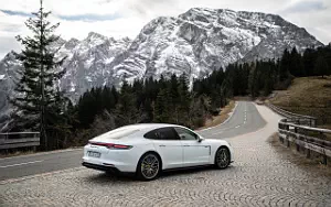 Cars wallpapers Porsche Panamera Turbo S E-Hybrid (Carrara White Metallic) - 2020