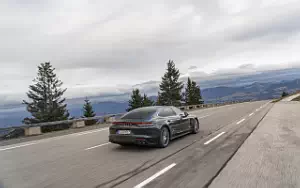 Cars wallpapers Porsche Panamera Turbo S E-Hybrid Executive (Volcano Grey Metallic) - 2020