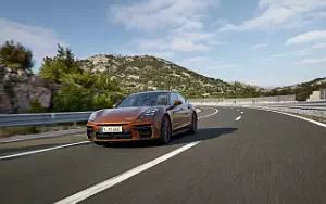 Cars wallpapers Porsche Panamera Turbo E-Hybrid - 2024