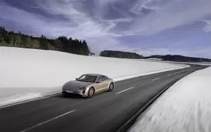 Cars wallpapers Porsche Taycan (Frozen Berry Metallic) - 2021