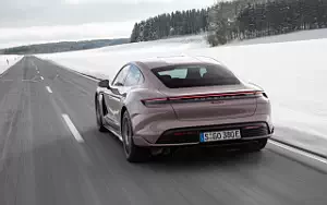 Cars wallpapers Porsche Taycan (Frozen Berry Metallic) - 2021