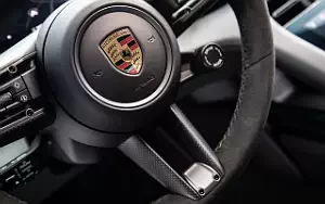 Cars wallpapers Porsche Taycan (Frozen Berry Metallic) - 2021