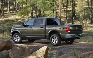 Cars wallpapers Ram 1500 Mossy Oak - 2012