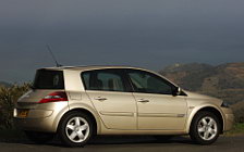 Cars wallpapers Renault Megane Hatchback - 2005