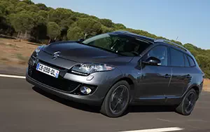 Cars wallpapers Renault Megane Estate - 2012