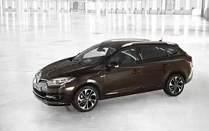 Cars wallpapers Renault Megane Estate Bose - 2013