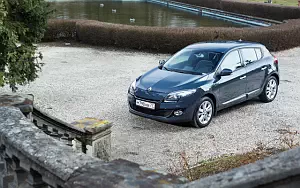 Cars wallpapers Renault Megane Hatchback RU-spec - 2009