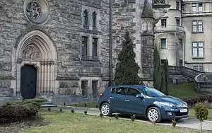 Cars wallpapers Renault Megane Hatchback RU-spec - 2009