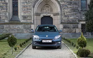 Cars wallpapers Renault Megane Hatchback RU-spec - 2009
