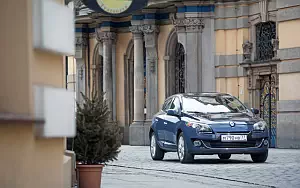 Cars wallpapers Renault Megane Hatchback RU-spec - 2009