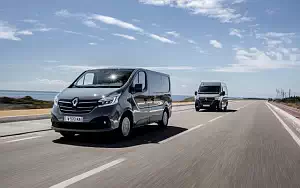 Cars desktop wallpapers Renault Trafic Van - 2019