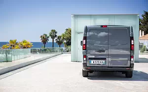 Cars desktop wallpapers Renault Trafic Van - 2019