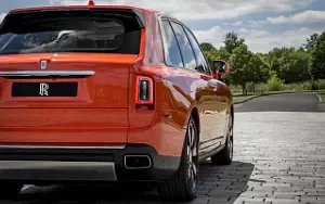 Cars wallpapers Rolls-Royce Cullinan Fux Orange - 2019
