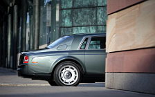 Cars wallpapers Rolls-Royce Phantom - 2003