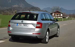 Cars wallpapers Skoda Octavia Combi 4x4 - 2013