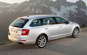 Cars wallpapers Skoda Octavia Combi 4x4 - 2013