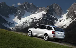 Cars wallpapers Skoda Octavia Combi 4x4 - 2013