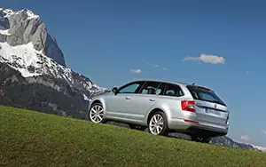 Cars wallpapers Skoda Octavia Combi 4x4 - 2013