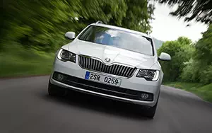 Cars wallpapers Skoda Superb Combi - 2013