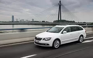 Cars wallpapers Skoda Superb Combi - 2013