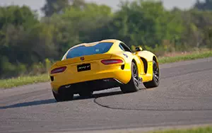 Cars wallpapers SRT Viper - 2013