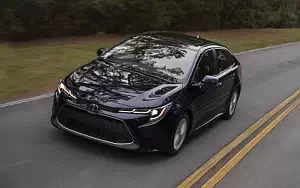 Cars wallpapers Toyota Corolla XLE Sedan US-spec - 2019