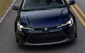 Cars wallpapers Toyota Corolla XLE Sedan US-spec - 2019