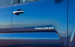 Cars wallpapers Toyota Tacoma Limited Double Cab - 2015