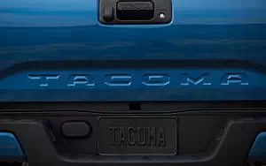 Cars wallpapers Toyota Tacoma Limited Double Cab - 2015