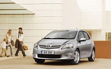 Cars wallpapers Toyota Auris - 2010