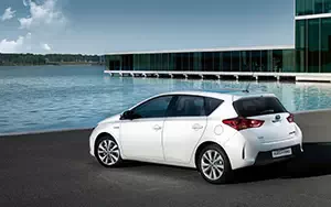 Cars wallpapers Toyota Auris Hybrid - 2012