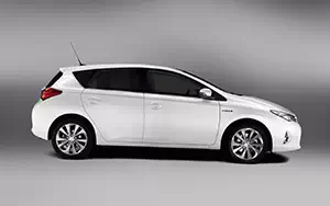 Cars wallpapers Toyota Auris Hybrid - 2012