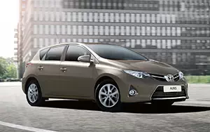 Cars wallpapers Toyota Auris - 2012