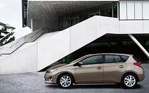 Cars wallpapers Toyota Auris - 2012