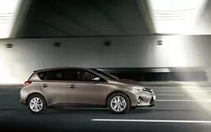 Cars wallpapers Toyota Auris - 2012