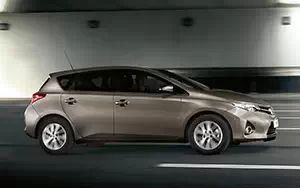 Cars wallpapers Toyota Auris - 2012