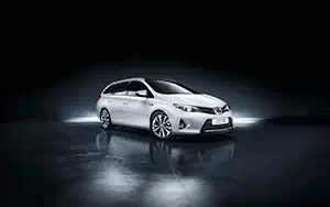 Cars wallpapers Toyota Auris Touring Sports Hybrid - 2013