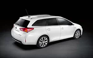 Cars wallpapers Toyota Auris Touring Sports Hybrid - 2013