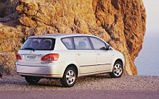 Toyota Avensis Verso - 2001