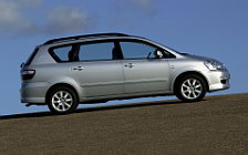 Toyota Avensis Verso - 2003
