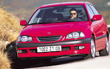 Toyota Avensis 5door - 1997