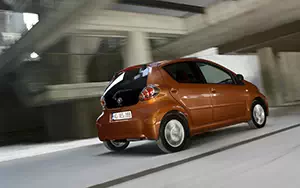 Cars wallpapers Toyota Aygo - 2012