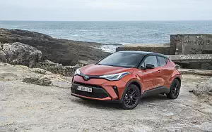 Cars wallpapers Toyota C-HR Hybrid (Orange) - 2019