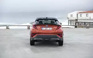 Cars wallpapers Toyota C-HR Hybrid (Orange) - 2019